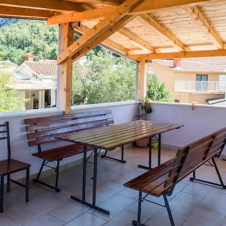 Apartment Dubravka By Guide *