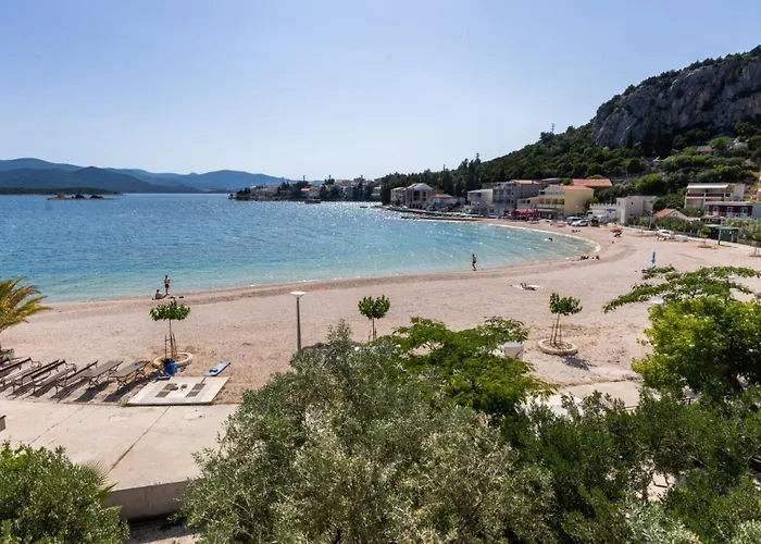 Dubravka By Guide Apartament